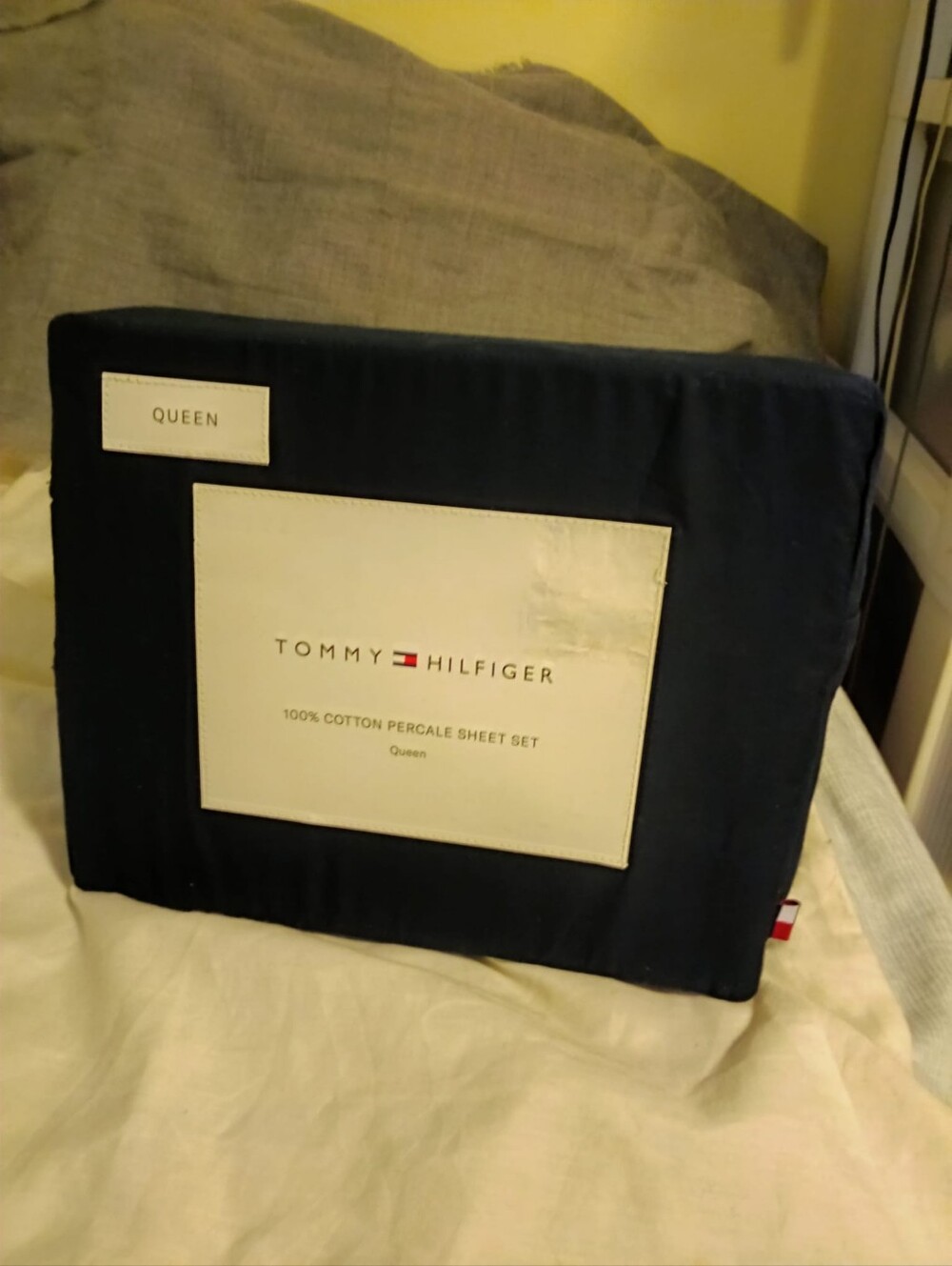 Tommy Hilfiger Dark Blue Queen Sheet Set